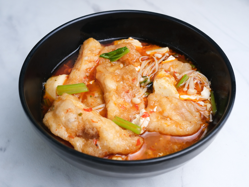 bahaya makan seblak terlalu sering bagi tubuh