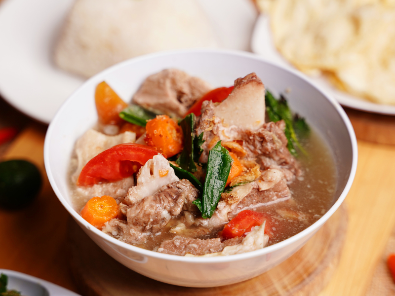 cara membuat sop daging lezat dan mudah di rumah