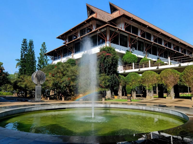 jurusan terfavorit di itb dengan lulusan terbaik