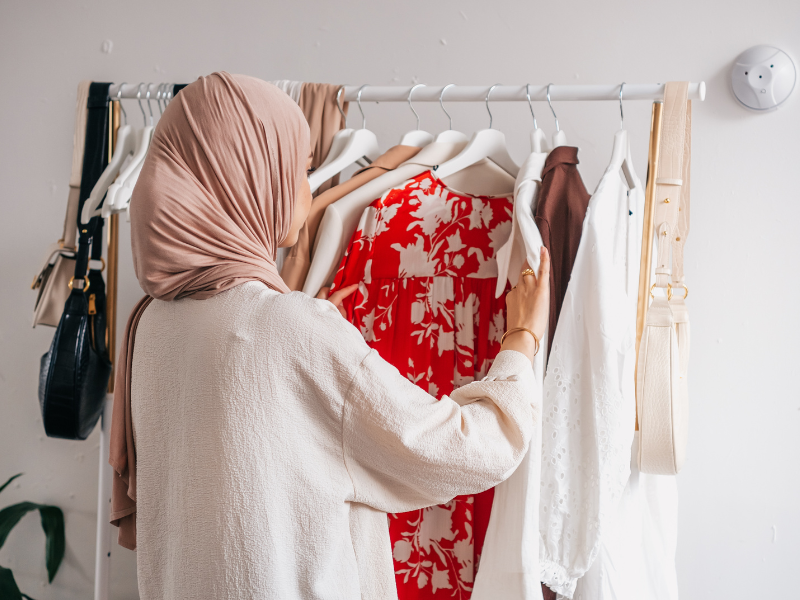 tabarruj dalam islam dan batasan berpakaian