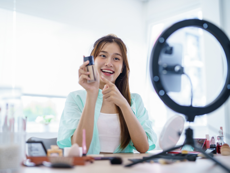 5 tips memulai karier jadi konten kreator kecantikan yang sukses