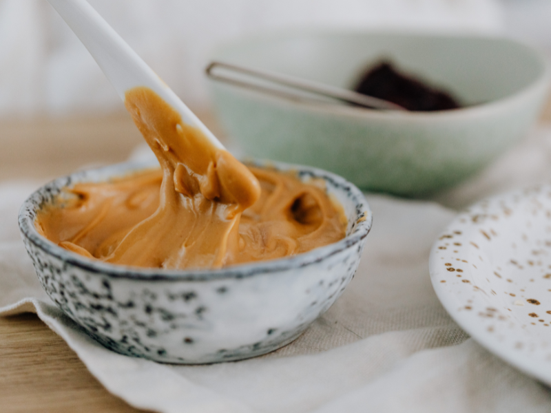 5 trik membuat peanut butter di rumah dengan bahan simpel