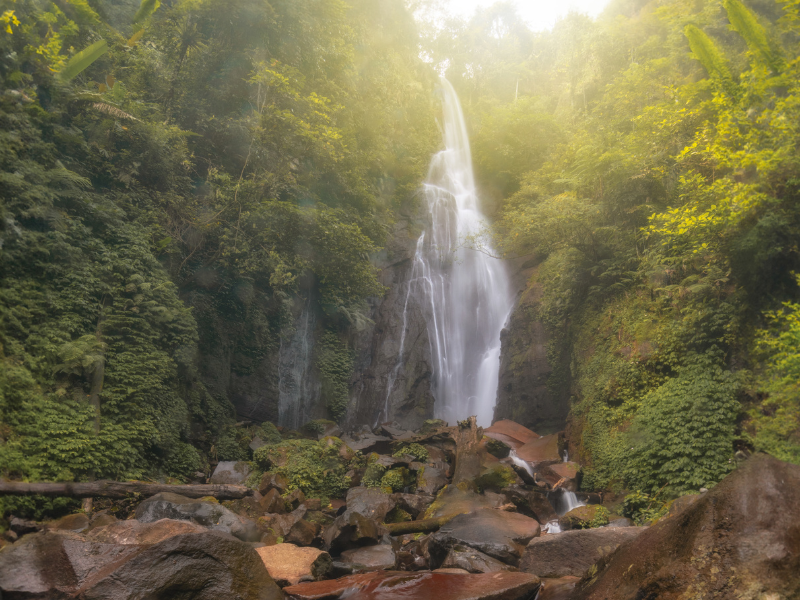 keindahan air terjun cikaracak bogor yang jarang diketahui