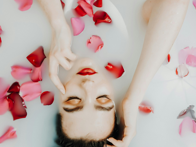 manfaat mandi air susu untuk kulit lebih cerah dan sehat