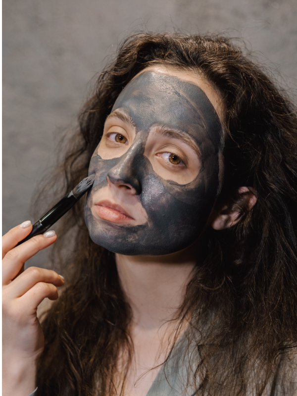 manfaat masker charcoal dan cara membuatnya di rumah