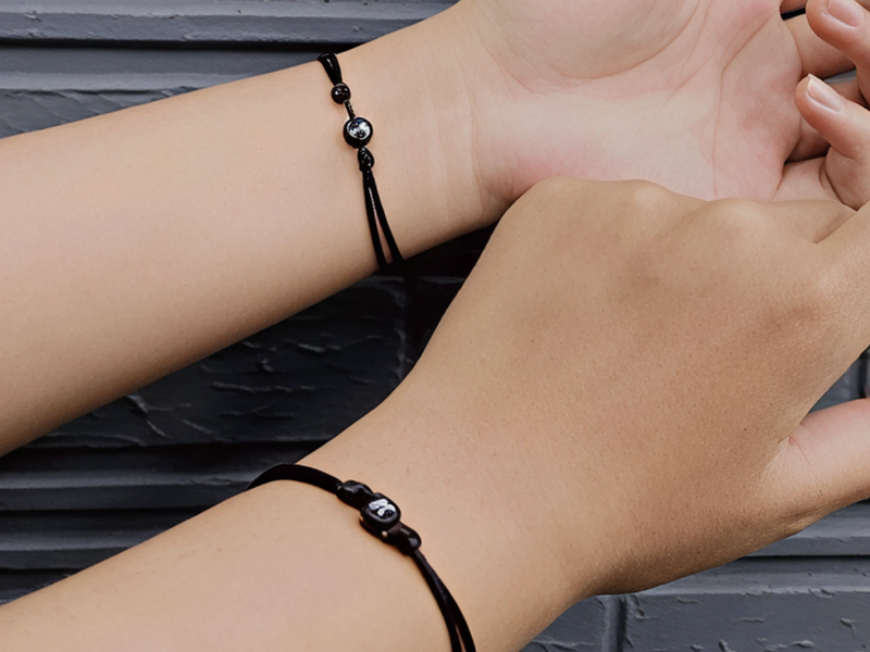 memahami makna gelang couple dalam menjaga hubungan