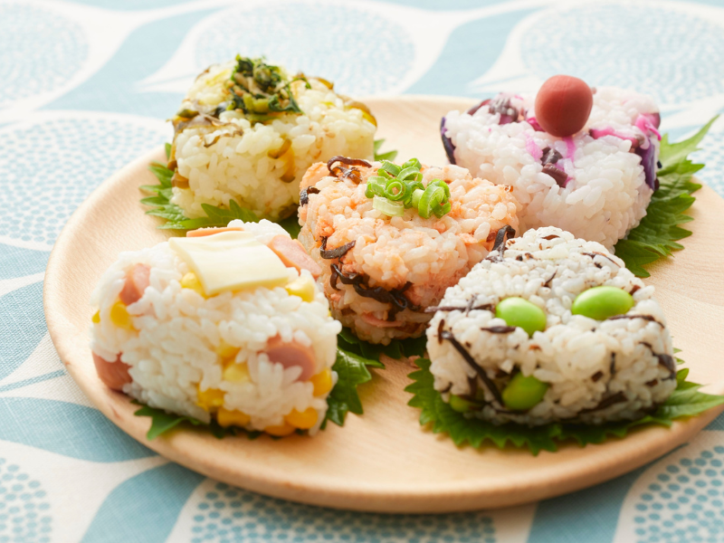 resep onigiri rice balls yang lezat untuk bekal anak