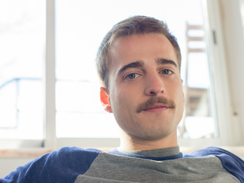 cara cepat menumbuhkan kumis secara alami agar tampak lebih manly