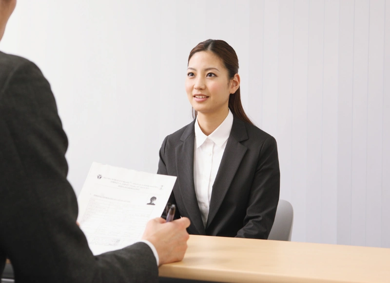 10 contoh pertanyaan interview kerja dan jawabannya untuk fresh graduate