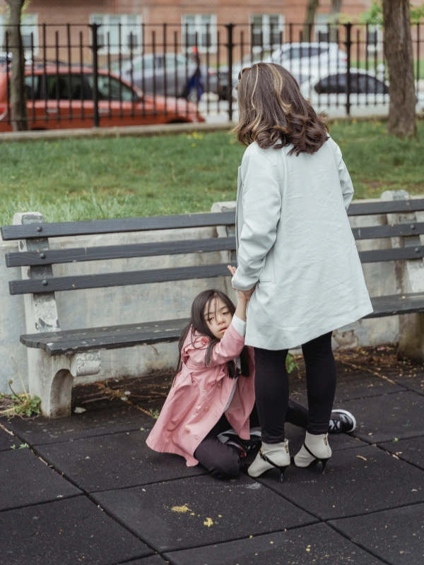 6 kalimat orangtua yang bisa tenangkan anak tantrum
