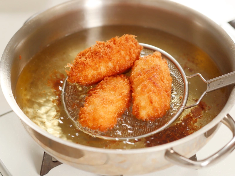 benarkah minyak goreng bisa dipakai ulang, ini batas pemakaiannya