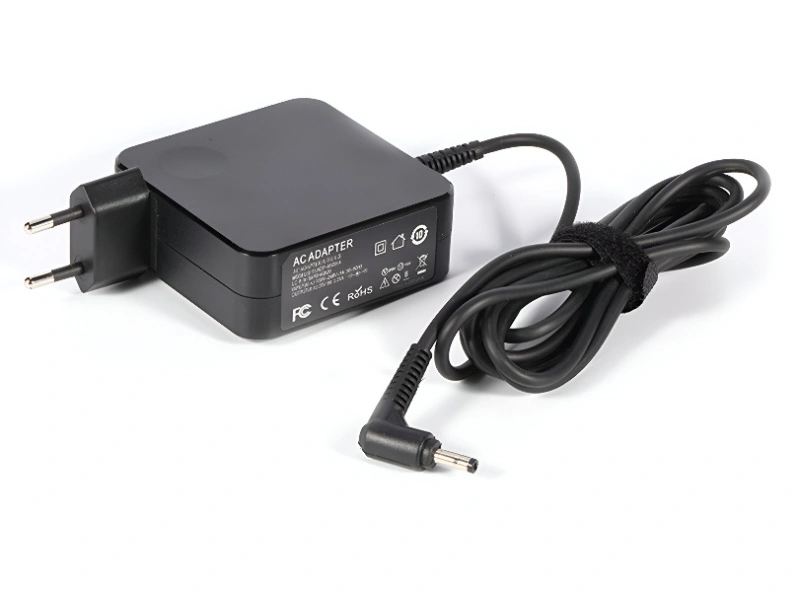 colokan charger laptop bengkok, ini penyebab dan cara mengatasinya