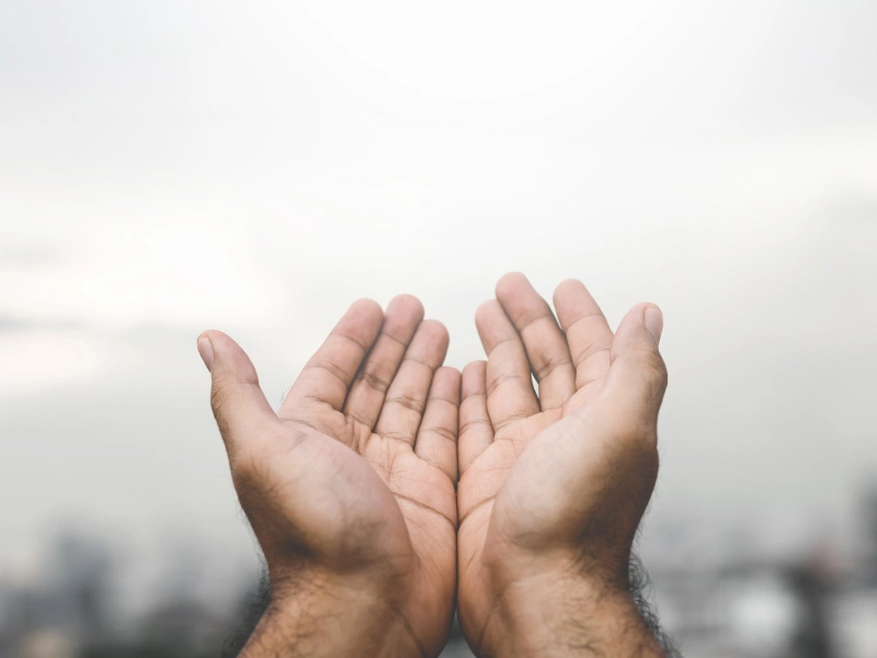 doa keluar dan masuk rumah beserta keutamaannya