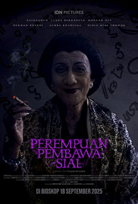 sinopsis film perempuan pembawa sial yang tayang 18 september 2025 di bioskop