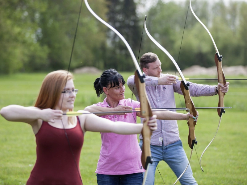 sejarah, peralatan, dan teknik dasar panahan yang perlu diketahui