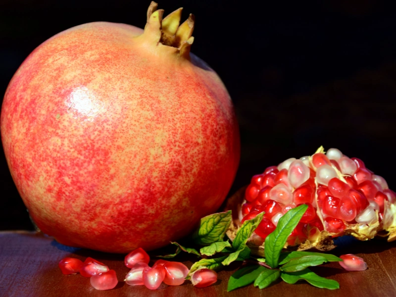 10 manfaat buah delima yang sayang untuk dilewatkan