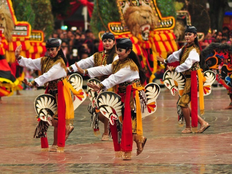 tari jaran kepang - sejarah, jenis-jenis, makna, dan gerakan
