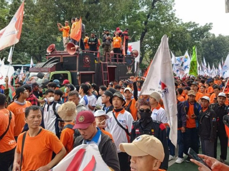 Demo Buruh Tolak UMP Jakarta