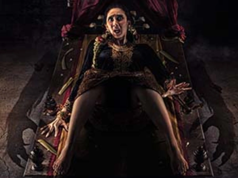 Janur Ireng Prekuel Sewu Dino