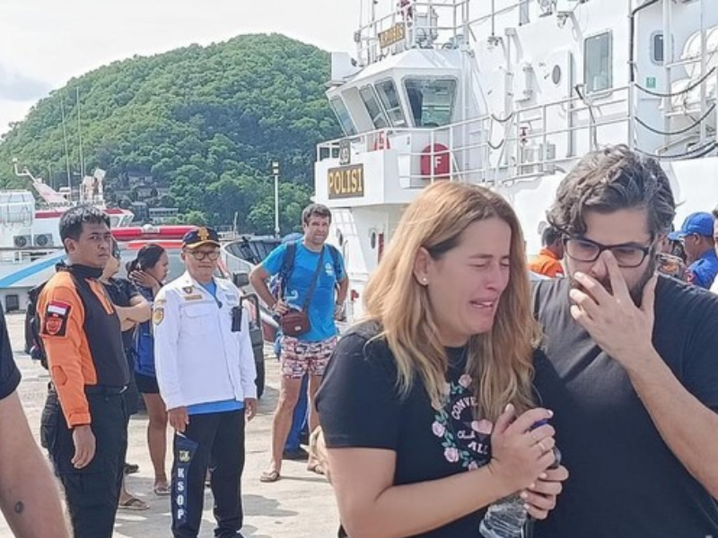 Kapal Tenggelam Labuan Bajo Pelatih Valencia