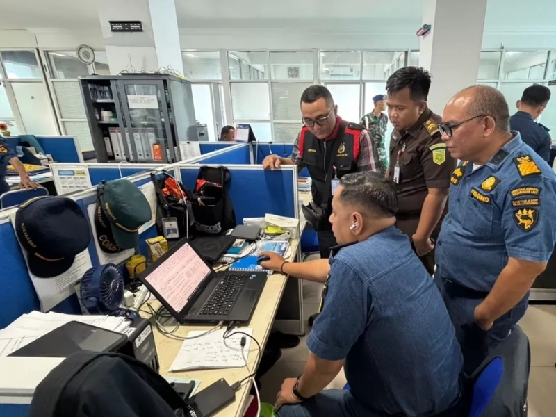 Korupsi Ekspor Bauksit Ketapang