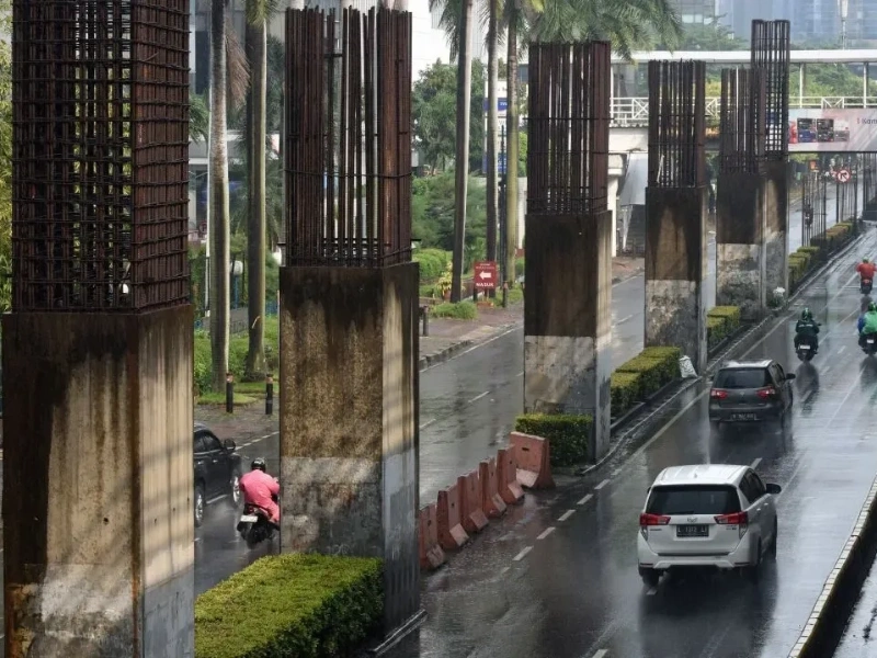 Pemprov DKI Bongkar Tiang Monorel