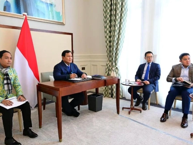 Prabowo Pimpin Rapat London