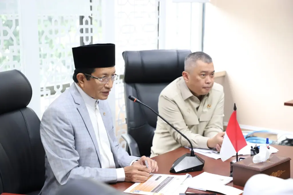 Menag RI Nasarudin Umar (kiri) menerima Audiensi dari Menteri Perhubungan Dudy Purwagandhi dan Jajaran, diskusi terkait Angkutan Lebaran 2026, Senin (23/02/2026). Dalam kesempatan ini diusulkan agar Masjid dan tempat ibadah lainnya jadi tempat singgah sementara bagi pemudik di tahun ini.