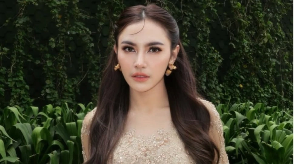 untuk yang bersama nya