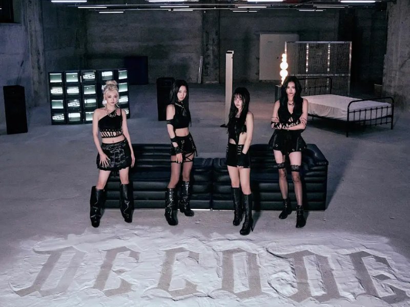 EVERGLOW ‘CODE’