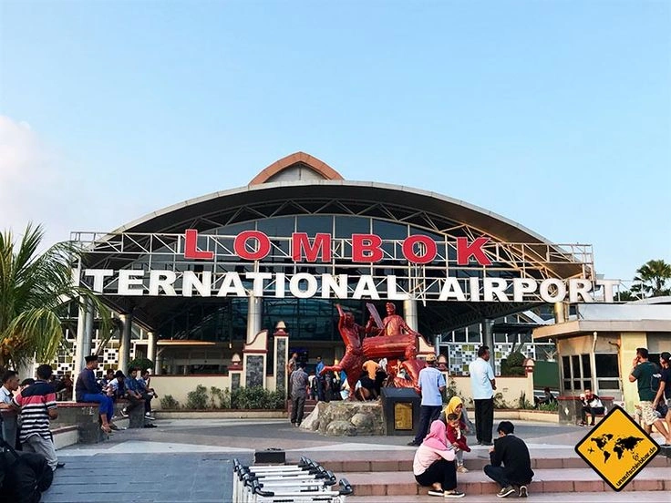 posko mudik bandara lombok