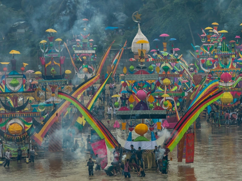 Mercun Festival Perahu Baganduang
