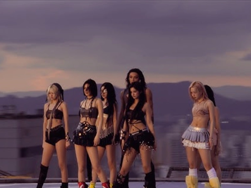 NMIXX Rilis MV TIC TIC Pabllo Vittar