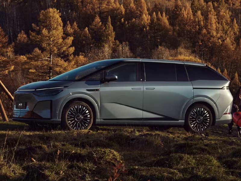 XPeng X9 2026