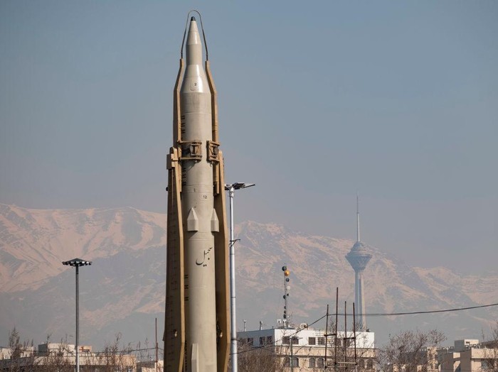 Rudal Sejjil Iran Akhirnya Ditembakkan ke Israel