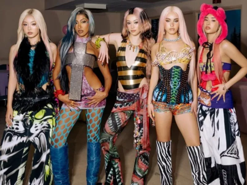 KATSEYE Rilis Pinky Up