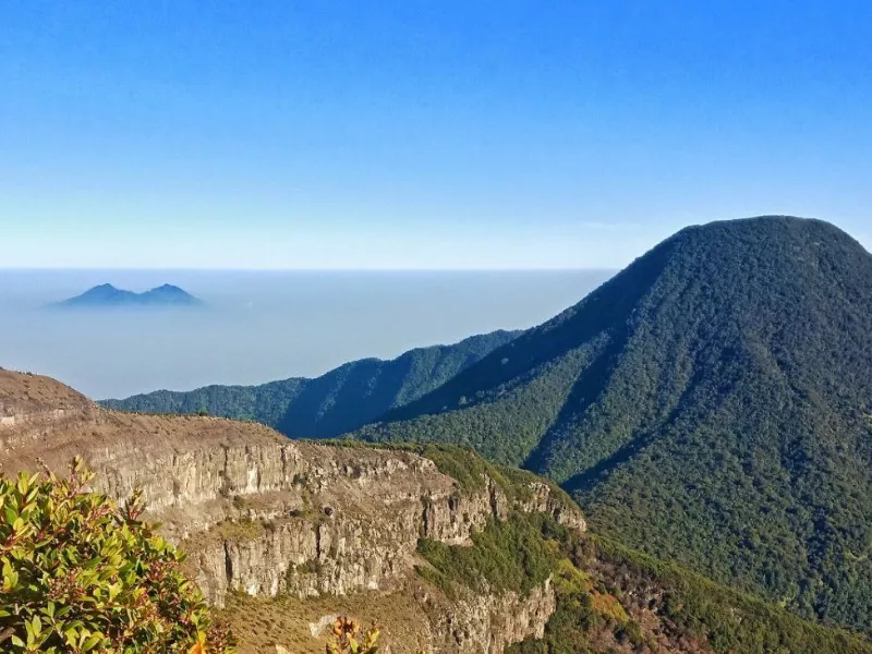 Pendakian Gunung Gede Dibuka 13 April 2026