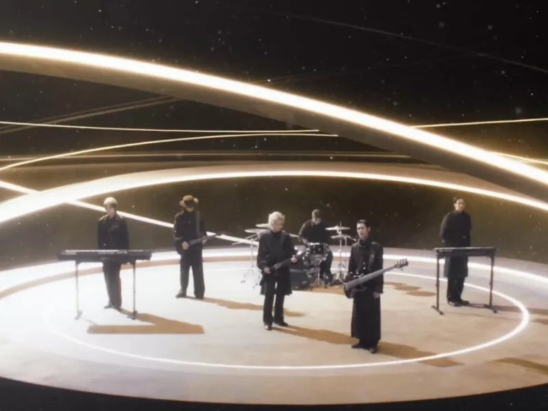 Xdinary Heroes Voyager