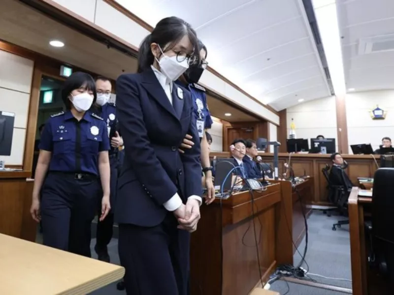 Hakim Korsel Tewas Eks Ibu Negara