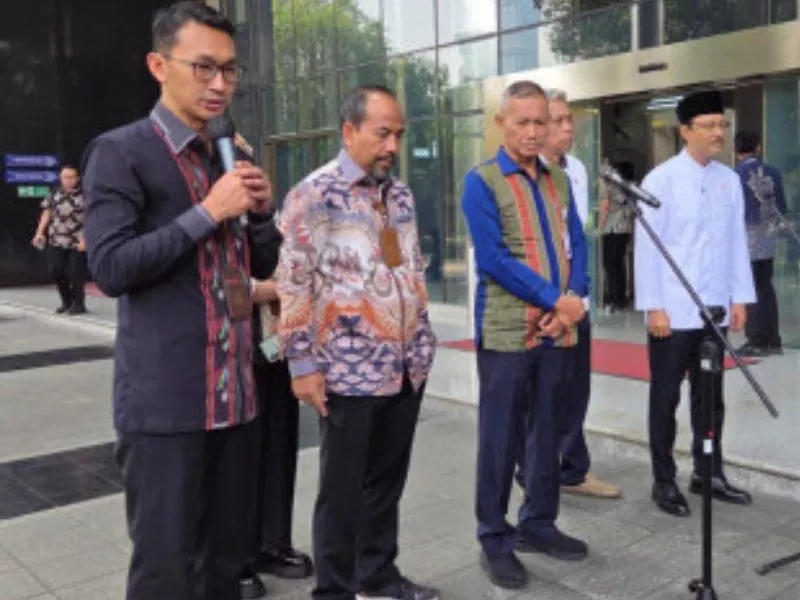 Anggaran Sepatu Sekolah Rakyat
