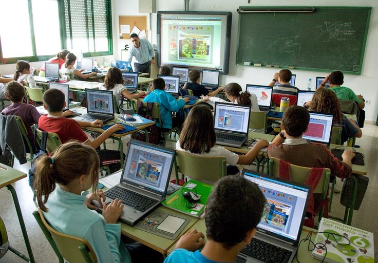 Teknologi AI Makin Canggih, Apakah Sekolah Masih Relevan?