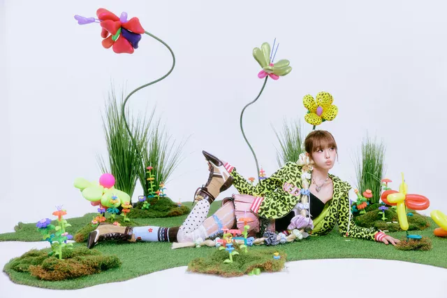 Choi Yena Mirror Mirror STAR Hatsune Miku