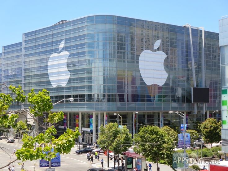 Apple Rugi Rp4.482 Triliun, Kenaikan Harga MacBook dan iPad Jadi Bumerang?