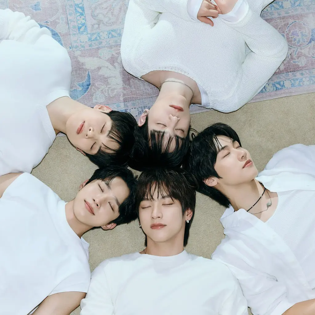 N.Flying In Between Seasons
