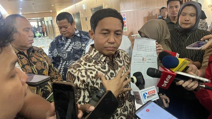 Amplop Menhut Raja Juli