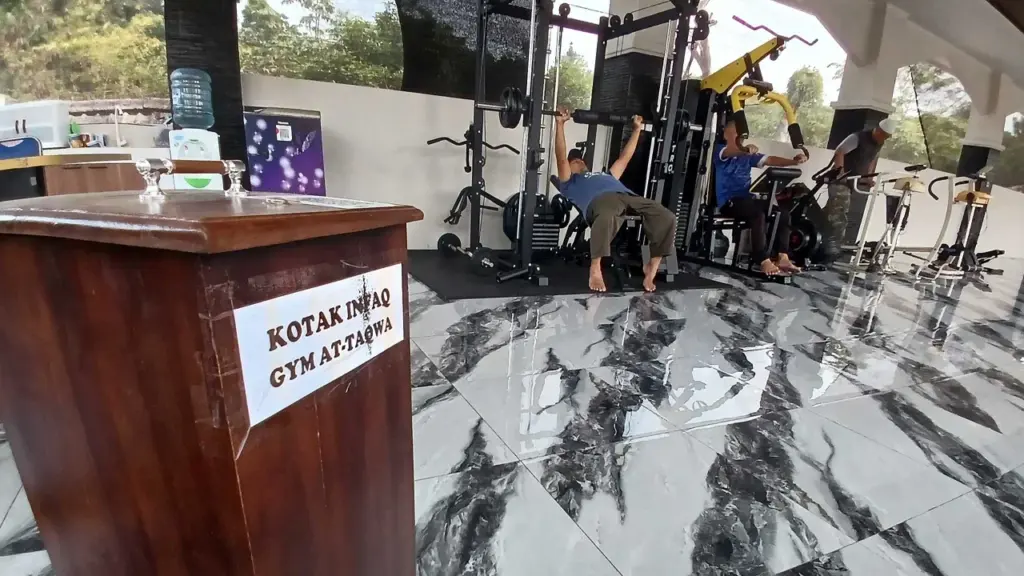 Masjid At-Taqwa Gym Gratis