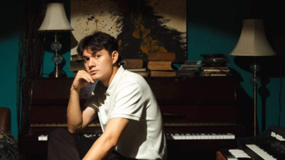Paul Aro Rilis Biar Kita Jadi Kenangan