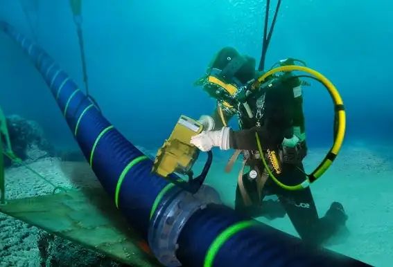 Kabel Laut Baru Hubungkan Indonesia, Internet Makin Cepat dan Ekonomi Digital Melesat