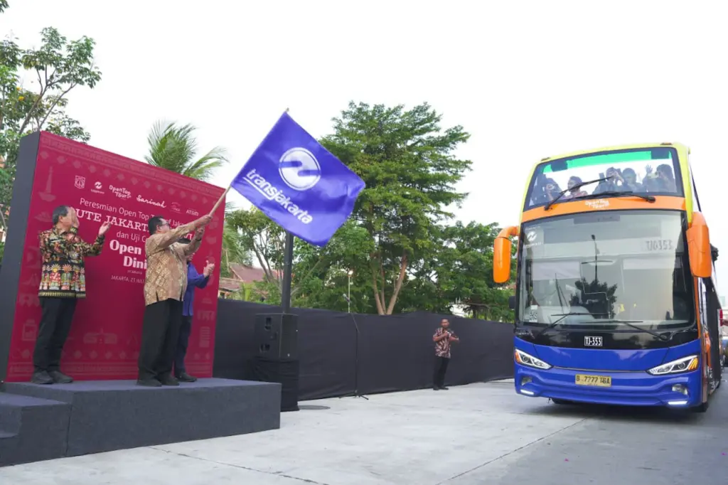 Transjakarta Open Top Tour