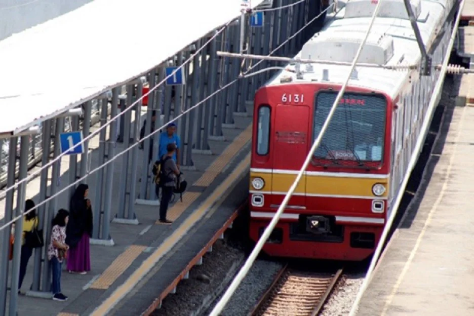 KRL Bogor Tangerang Terganggu
